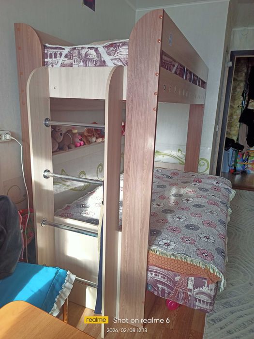 Двухъярусная кровать с диваном