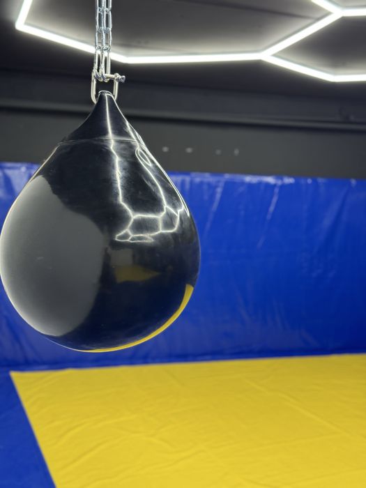 сдам по часам бойцовский зал