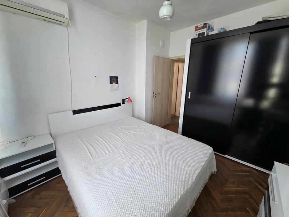 Продава се Тристаен апартамент в Кюстендил, Център - 90 кв.м за 1445 €/кв.м - Снимка #5