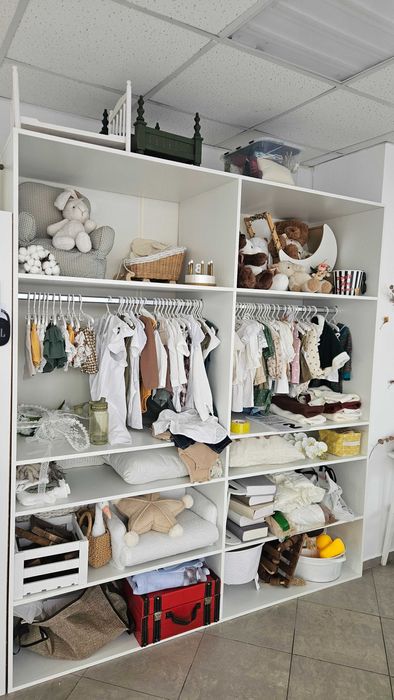 Стеллаж в идеальном состоянии