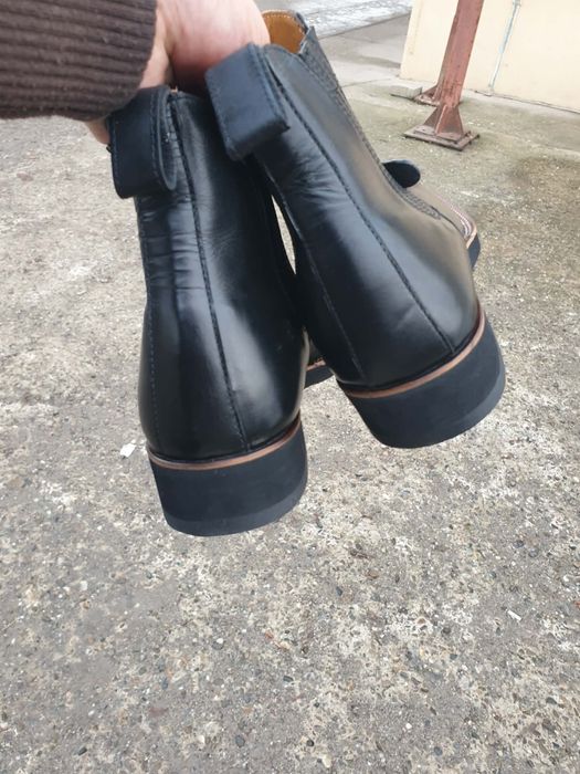 Ghete de piele model deosebit marimea 39 Model Dollar