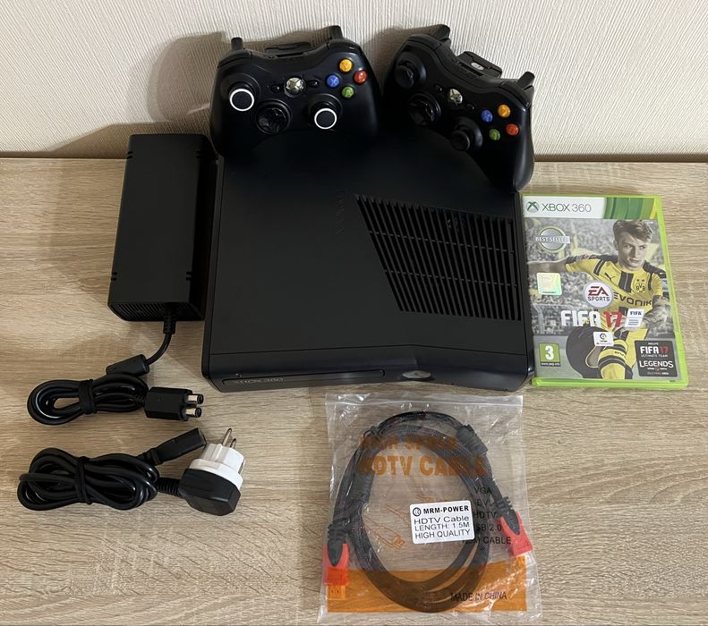 Xbox 360 SLIM + 23 игры - ПРОШИТЫЙ