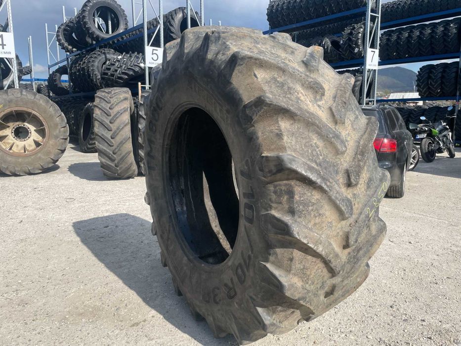 Anvelope import 710/70r38 cauciucuri pirelli TM800 tractor spate