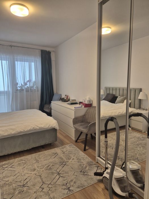 Inchiriez apartament doua camere, 6 minute metrou Dimitrie Leonida
