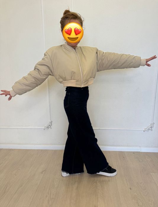 Продам демисезонную куртку