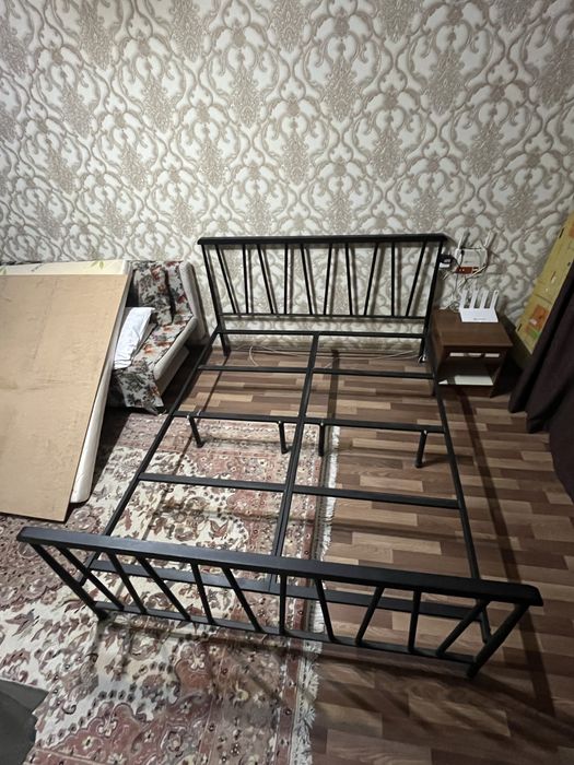 Продам 2х спальную  кровать