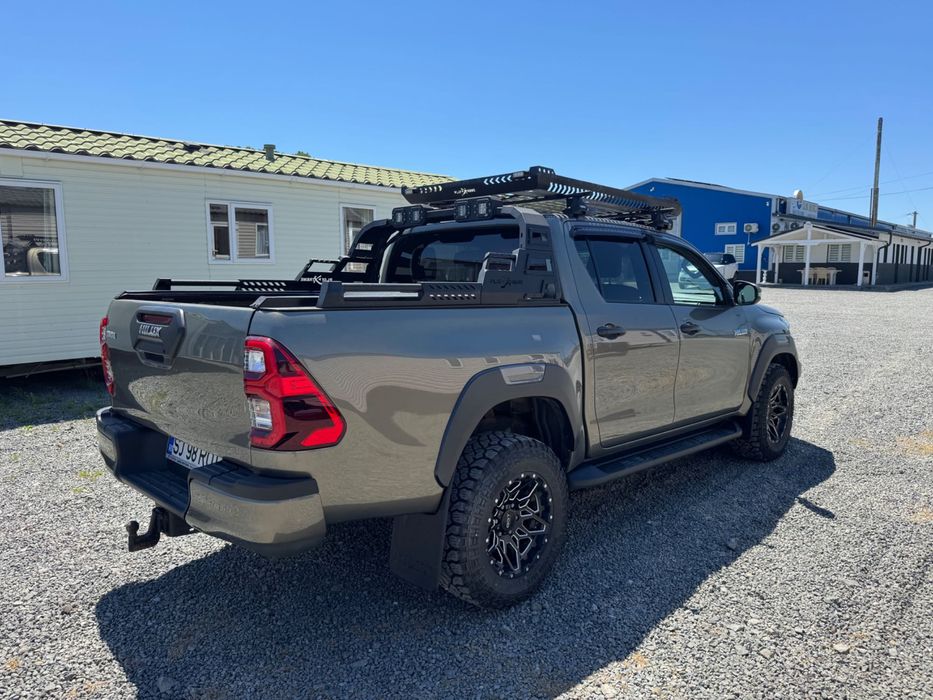 Toyota Hilux Invincible 2.8 Diesel