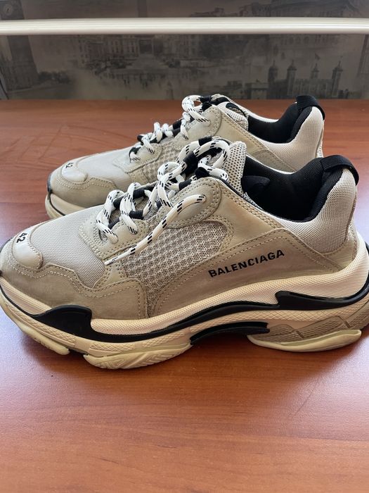 Balenciaga triple S