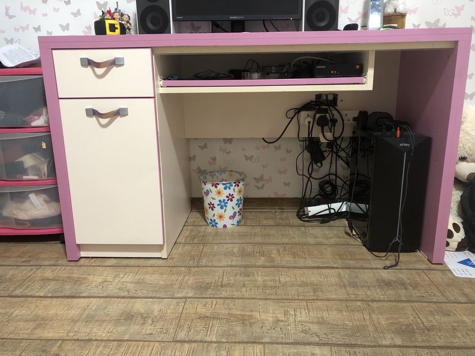 Mobilier fetite calitate f buna cu dublu abs