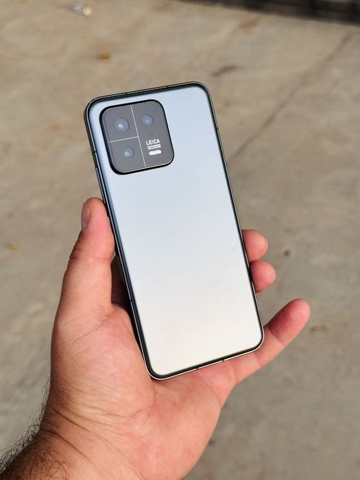 Xiaomi 13 Global. 12+12 ga 256 gb