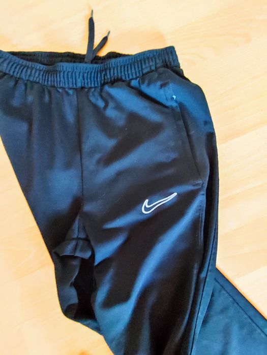Долнище Nike  размер 147-158
