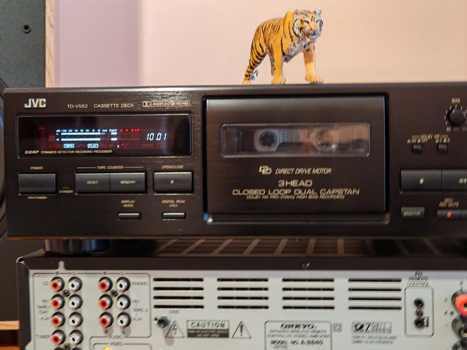 Jvc TD-V562. 3 Head DDD Direct Drive. Deck top, Japan. Preț fix !