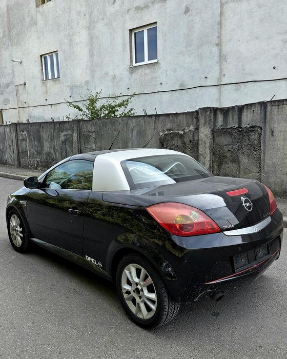 Opel Tigra Twin Top 1.4 benzină Linea Rossa