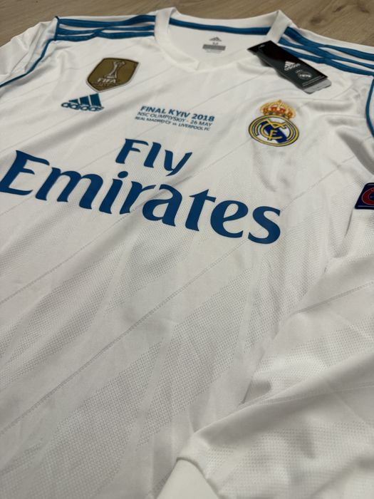 Tricou de fotbal Maneca Lunga Adidas Real Madrid Marime M cu Cristiano Ronaldo 7 CR7 marime M noua Final Kyev