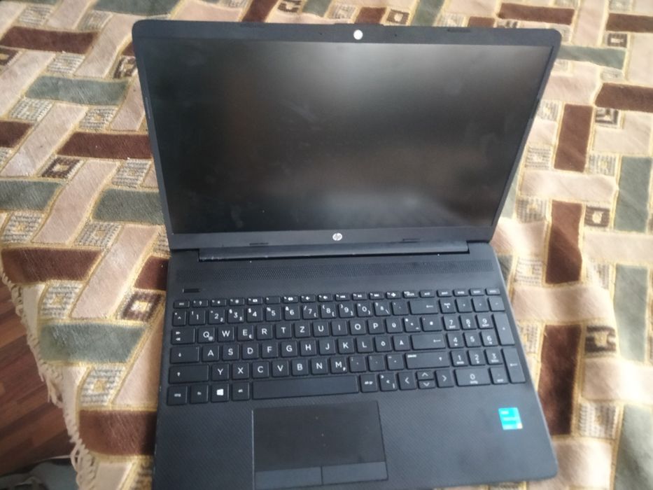 Laptop HP  Model RTL8821CE