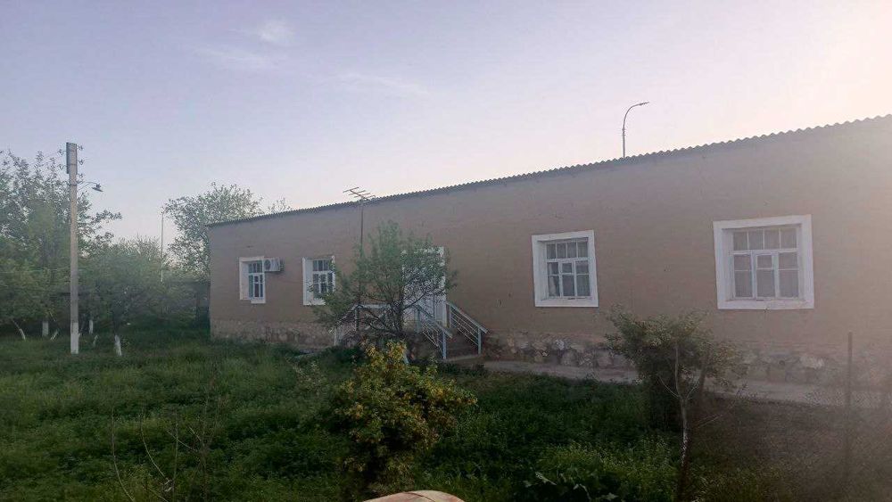 7 xonadan iborat xonadon sotiladi