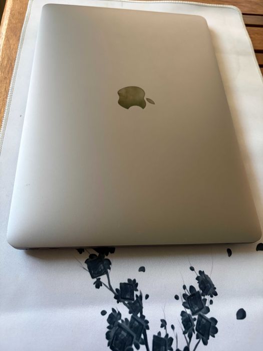 MacBook Air M1 Space Grey - Baterie 99% (Ca Nou) - 8GB RAM/256GB SSD