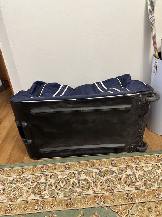 Продам хоккейную форму