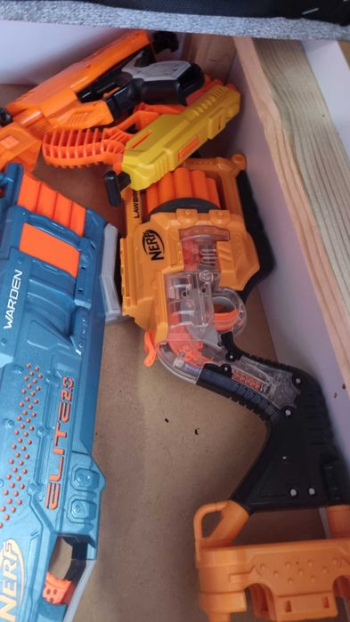 Jucarii copii pusti pistoale Nerf de toate marimile in stare perfecta