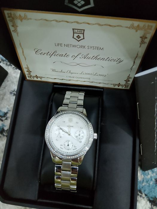 Ayollar qimmatbaho soati