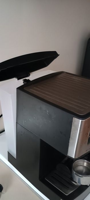 Кафе Машина  Rohnos