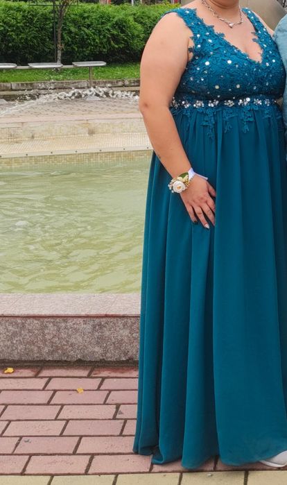 Официални рокли голям размер