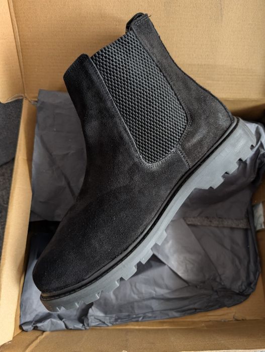 OMBRE - Cizme chelsea din piele intoarsa