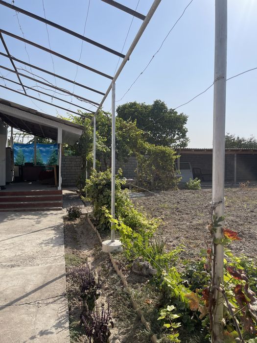 Nurafshon shahar obod mfy 28 uy