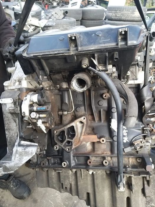 Motor Cu pompa si Cu Set Injectoare pentru BMW Seria 3 cod motor: 204d4