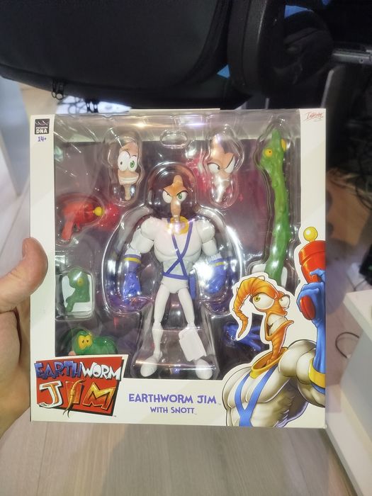 Фигурки из комиксов и игр