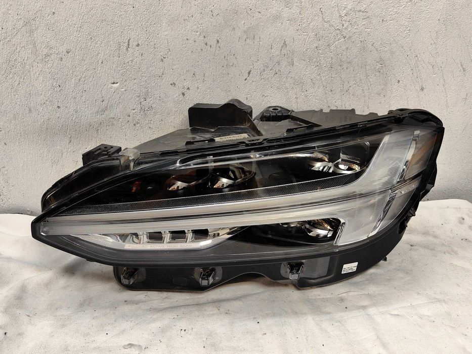 Оригинален фар Волво V90  Volvo V90 S90  Full Led