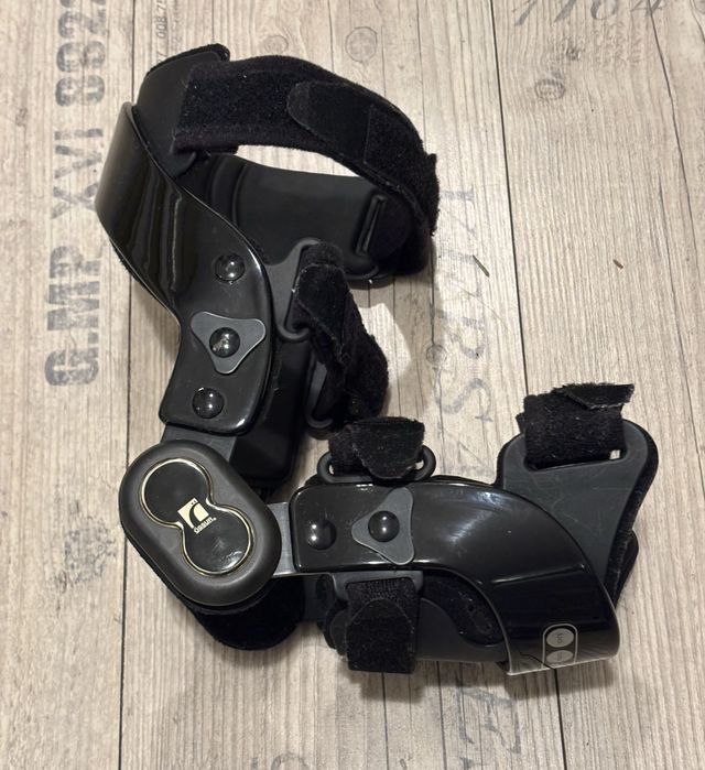 Orteza genunchi drept, XS, Paradigm Ossur