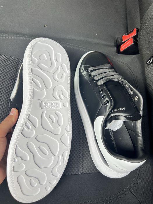 Vand adidasi alexander MCqueen