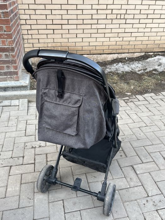 Продается коляска Skillmax прогулочная