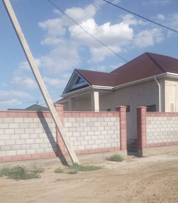 Продается дом . Адрес : САЯХАТ 31/6