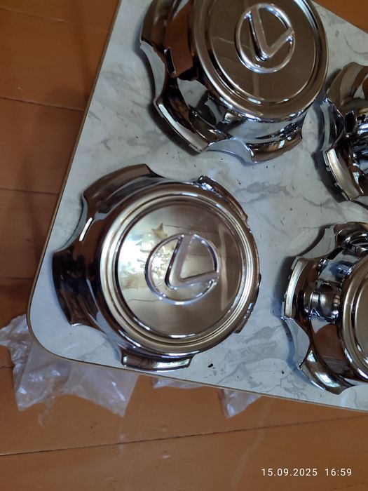 Колпачки на лексус