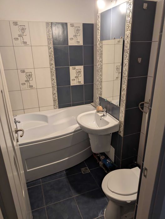 Proprietar ofer spre închiriere apartament cu 3 camere tip AN Rogerius