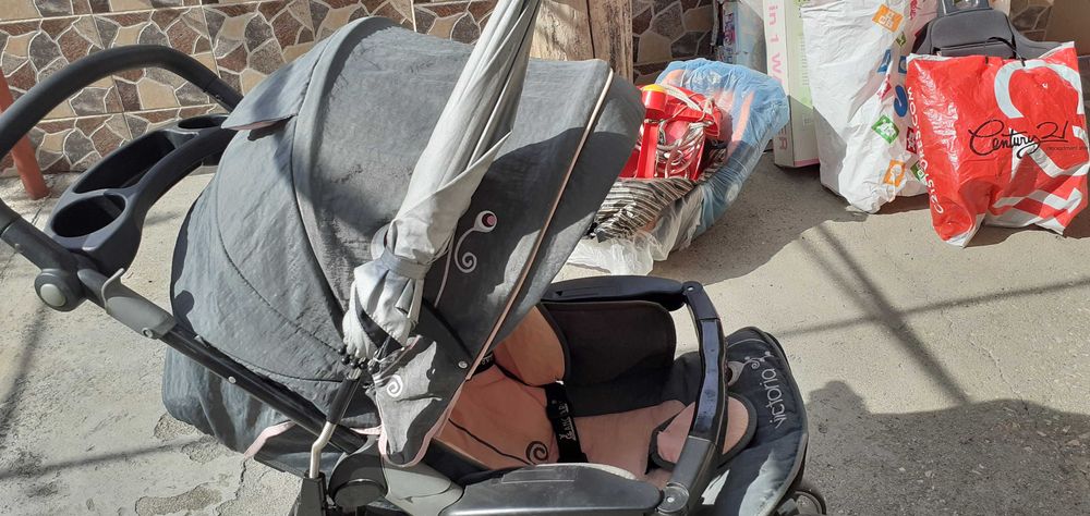 Детска количка...