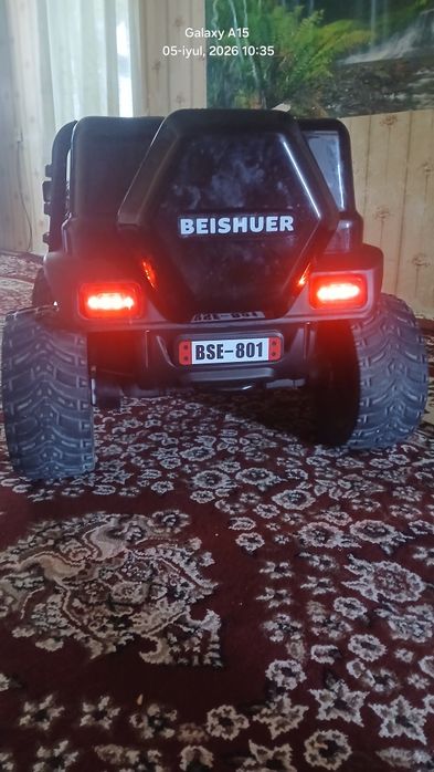 Bolalar elektr mashinasi sotiladi. Holati juda yaxshi, hamma joyi butu