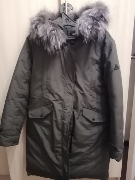 Продам тёплую зимнюю куртку