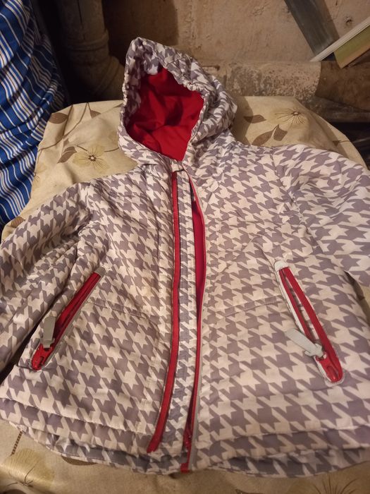 Продам срочно куртки