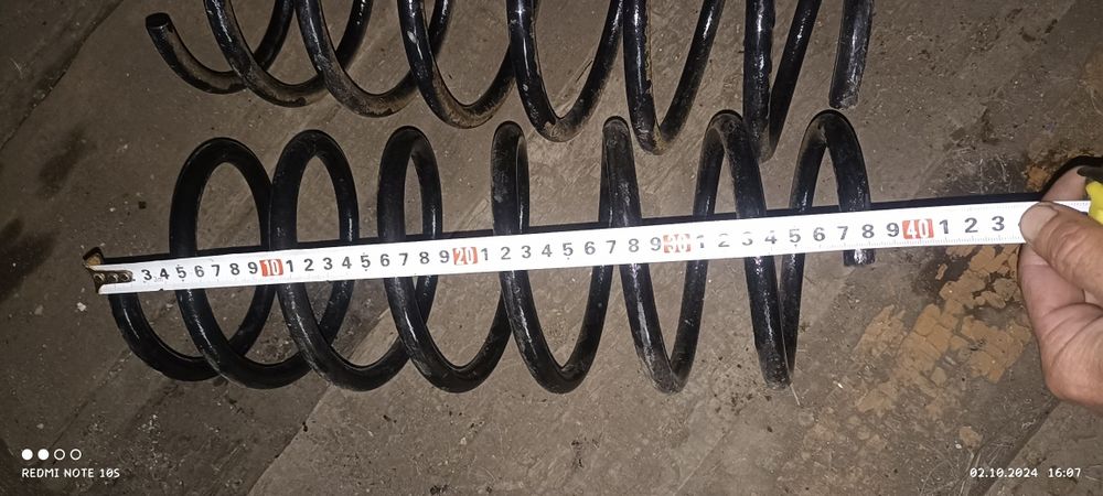 Продам пружины передние.
