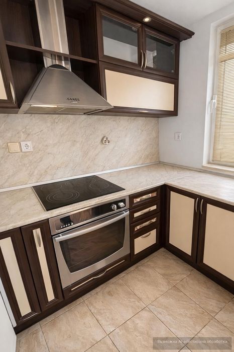 Дава се под наем Тристаен апартамент в Пловдив, Кючук Париж - 115 кв.м за 698.19 € - Снимка #2