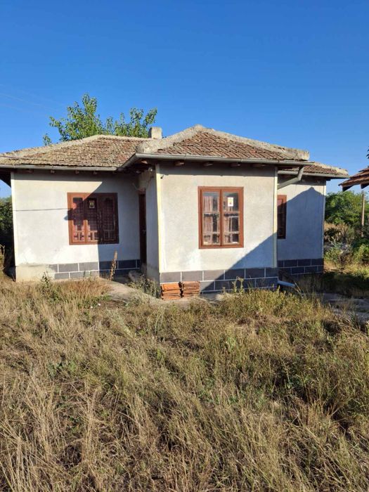 Продава се Къща в с. Орлова могила, Област Добрич - 50 кв.м за 306 €/кв.м - Снимка #1