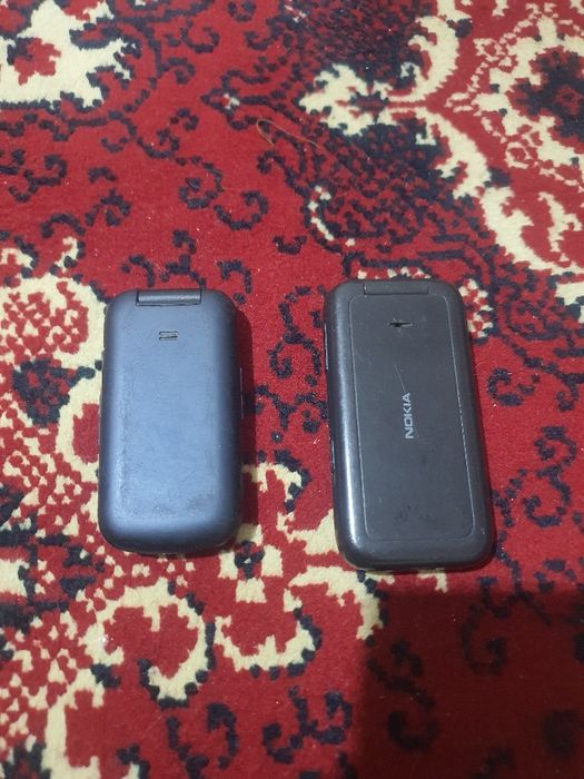 Samsung duos va Nokia model 1469