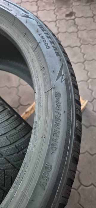 anvelope Bridgestone,Hankook,Continental  255/35/19 m&s iarna