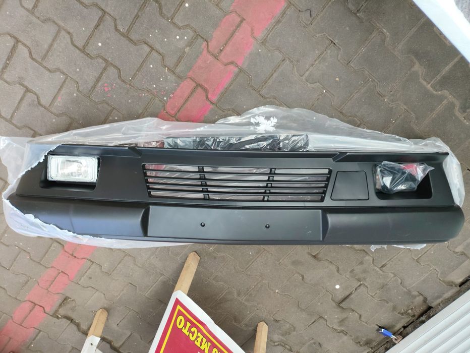 Мерс 124 бампер AMG передний