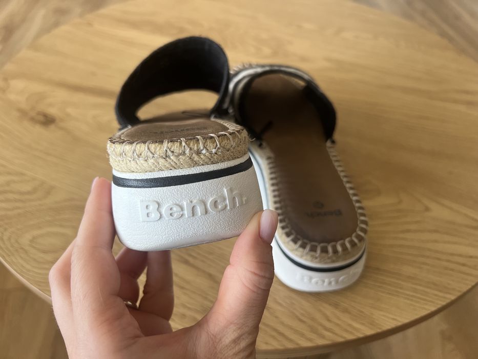 Slapi Bench Platform