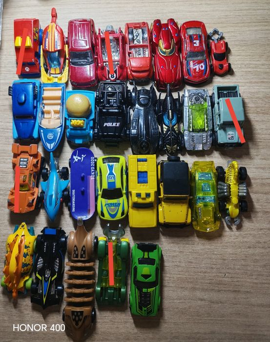 Продам машинки hot wheels и другие