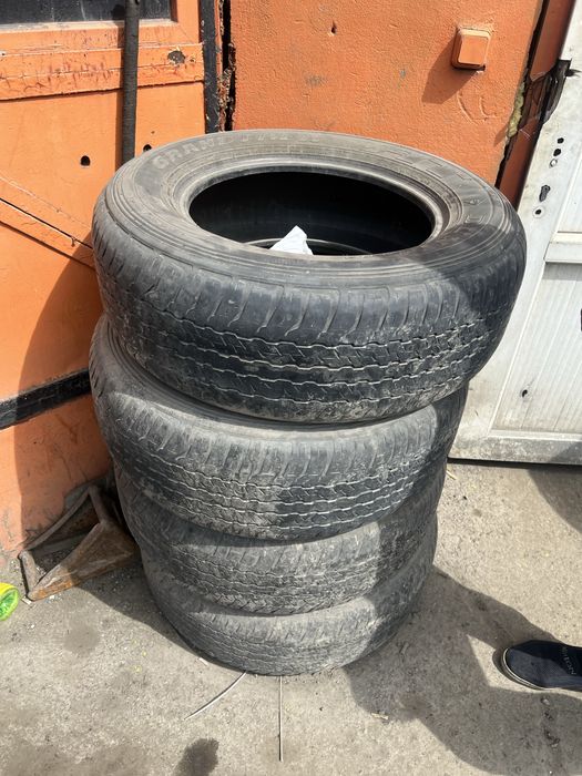 Отдам комплект шин